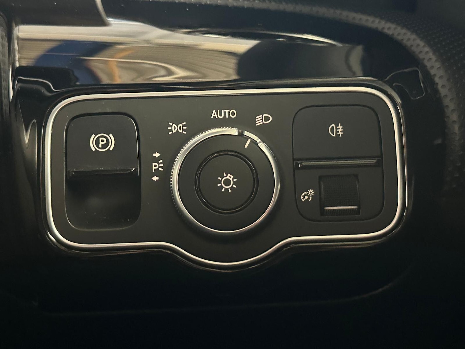 Used Mercedes-Benz A-Class 2019 for sale - 75769010: Photo 24