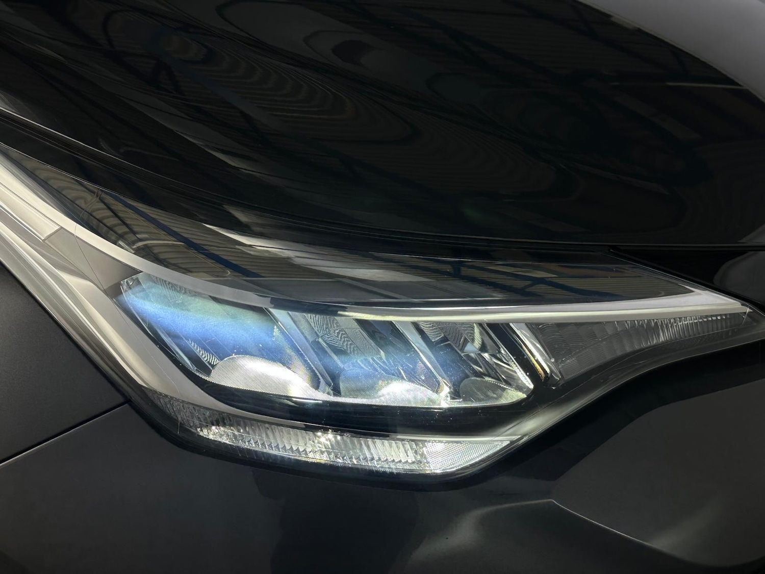 Used Toyota C-HR 2023 for sale - 76108787: Photo 31