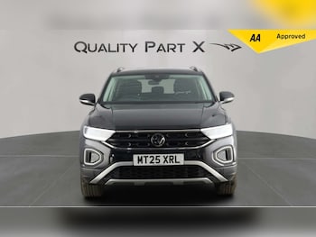 Used Volkswagen T-Roc 2025 for sale - 79216735: Photo