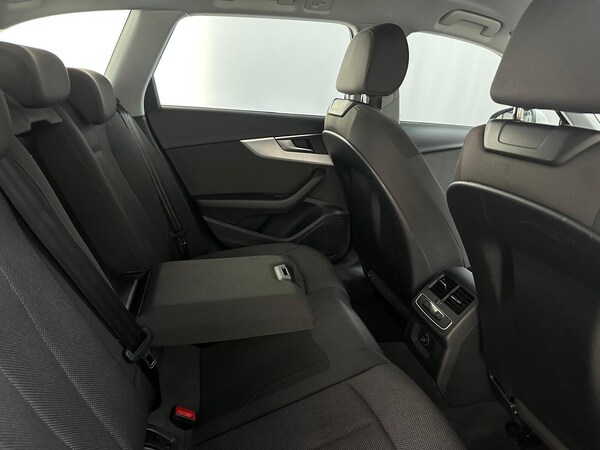 Used Audi A4 Avant 2022 for sale - 75646351: Photo 17