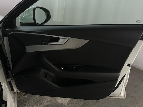 Used Audi A4 Avant 2022 for sale - 75646351: Photo 33