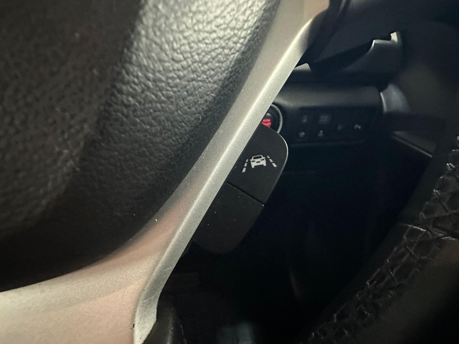 Used Suzuki SX4 S-Cross for sale - 77853268: Photo 16