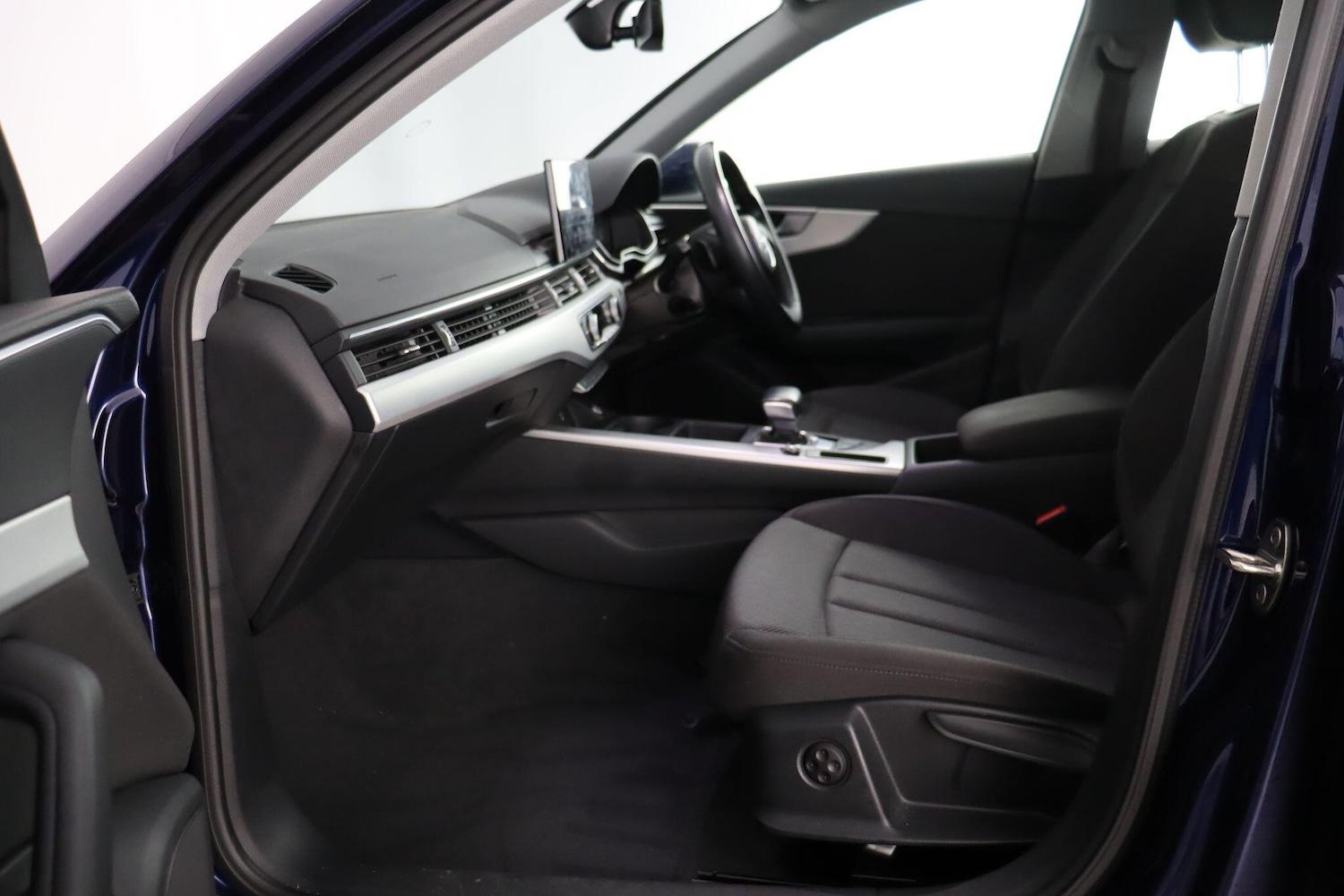 Used Audi A4 Avant 2021 for sale - 77279373: Photo 15