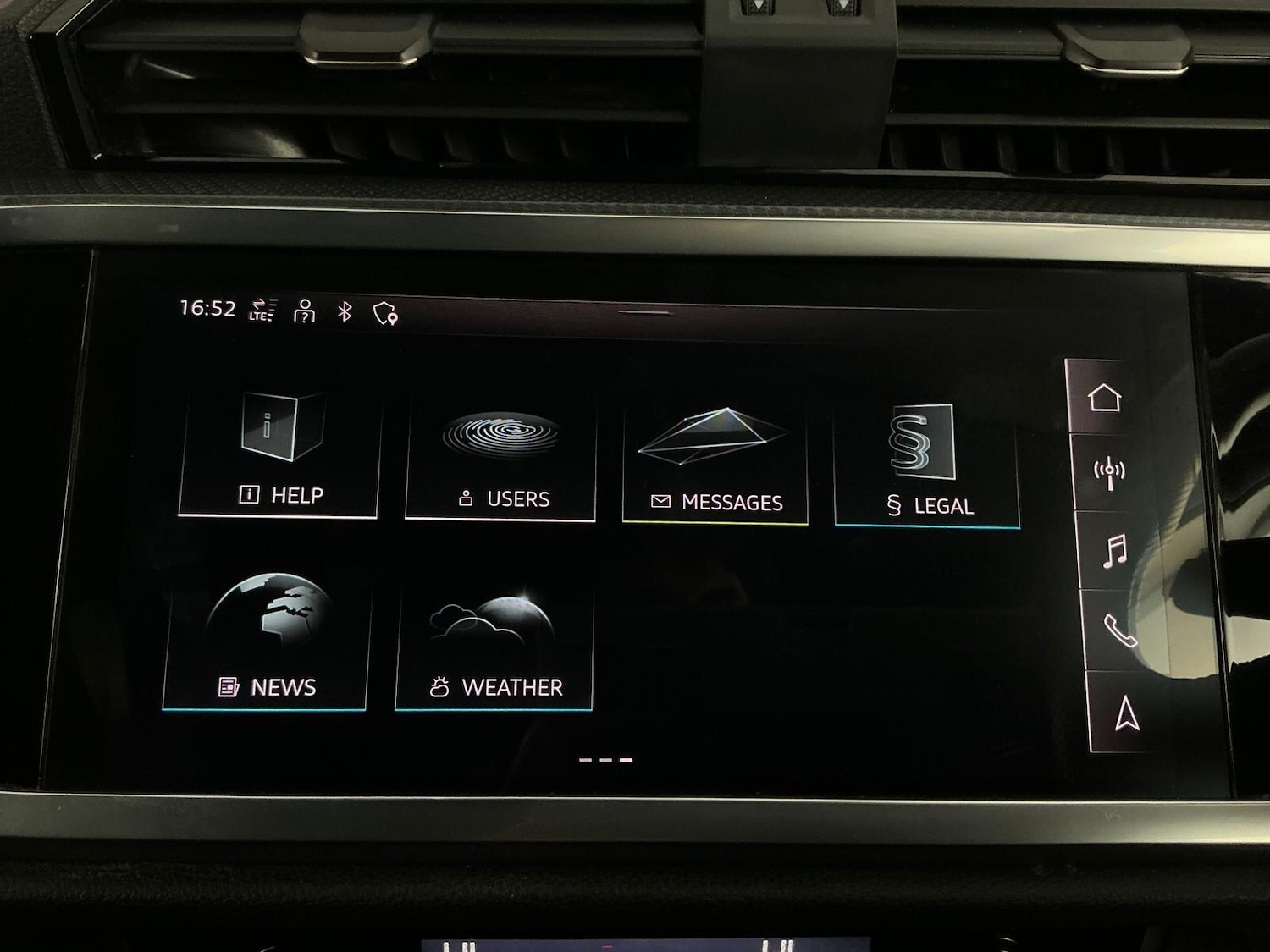 Used Audi Q3 2021 for sale - 76715142: Photo 63