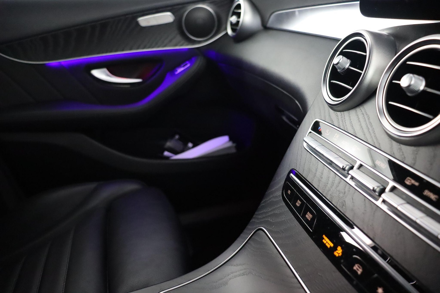 Used Mercedes-Benz GLC 2021 for sale - 77082034: Photo 23