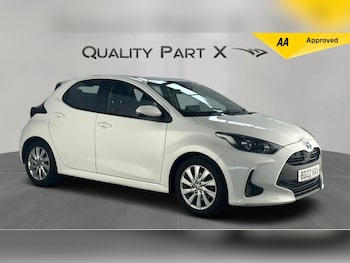 Used Toyota Yaris 2022 for sale - 75905457: Photo