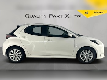 Used Toyota Yaris 2022 for sale - 75905457: Photo