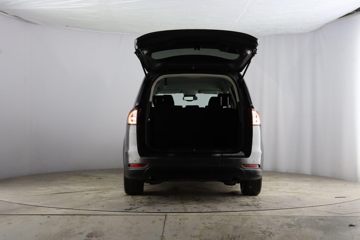 Used Ford Galaxy for sale - 77330550: Photo 31