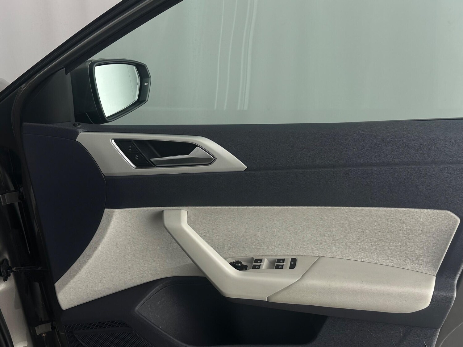 Used Volkswagen Polo 2021 for sale - 76388112: Photo 26