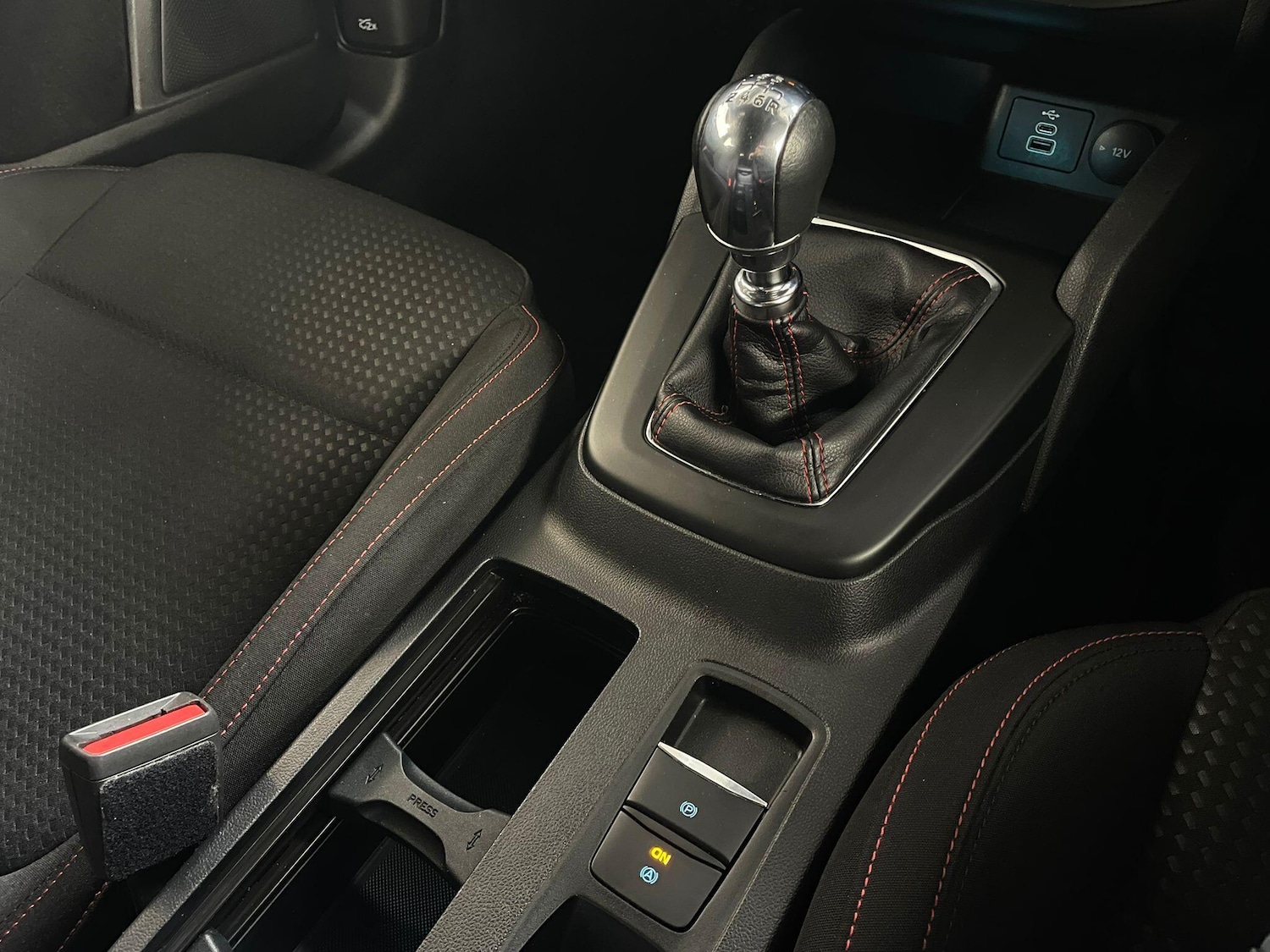 Used Ford Focus 2022 for sale - 76247839: Photo 16