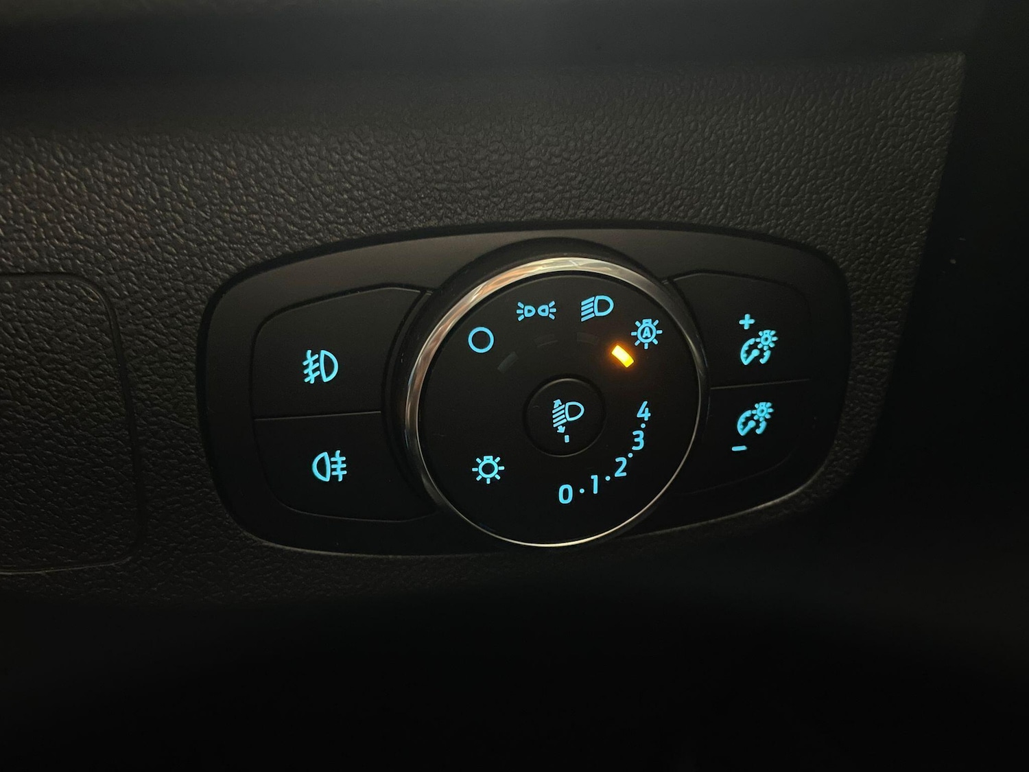 Used Ford Focus 2022 for sale - 76247839: Photo 19