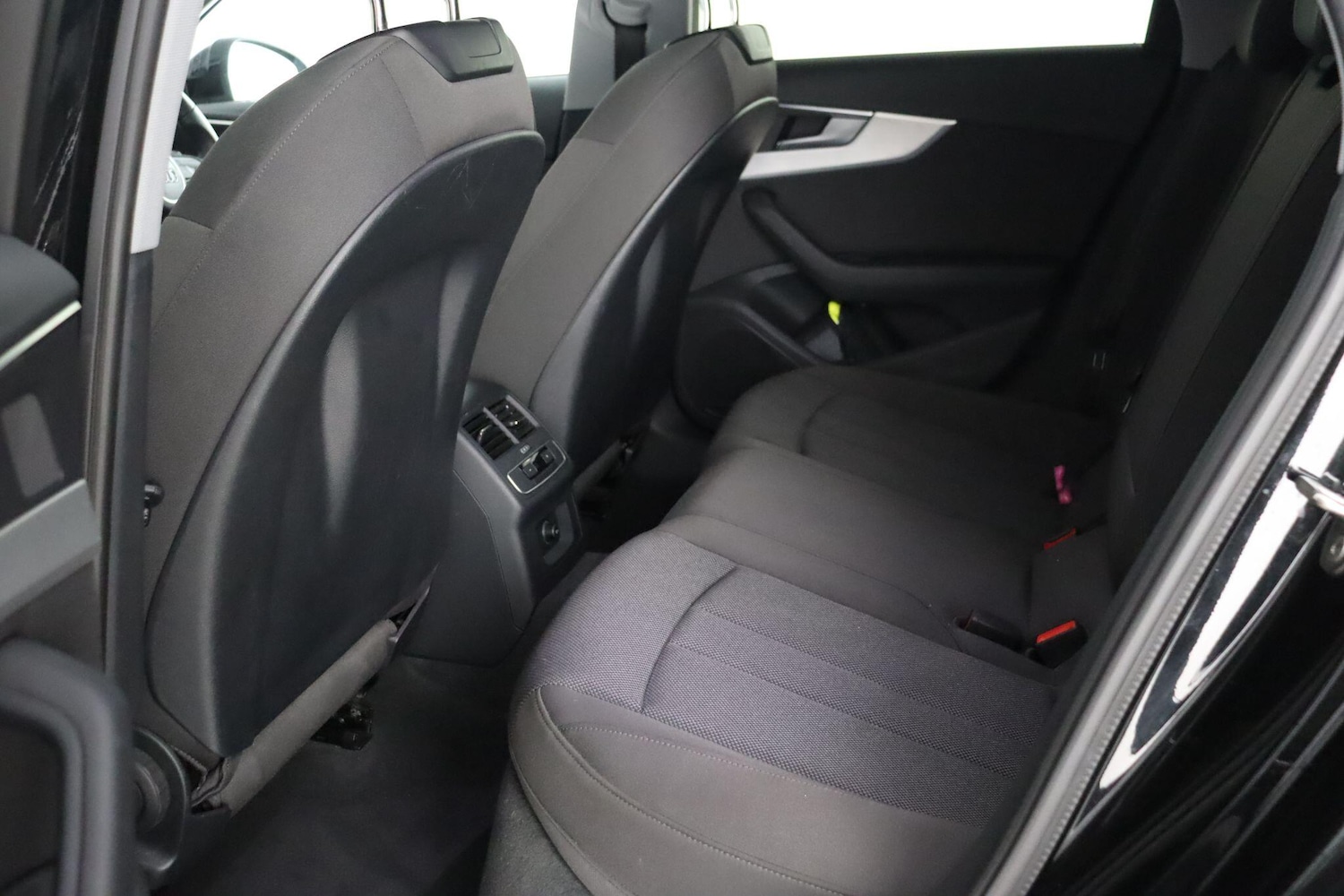 Used Audi A4 Avant for sale - 77484486: Photo 14