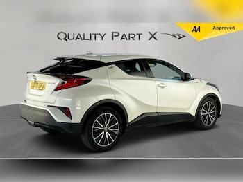 Used Toyota C-HR 2020 for sale - 75708526: Photo