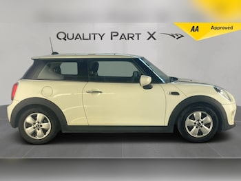 Used MINI Hatch 2019 for sale - 76071890: Photo