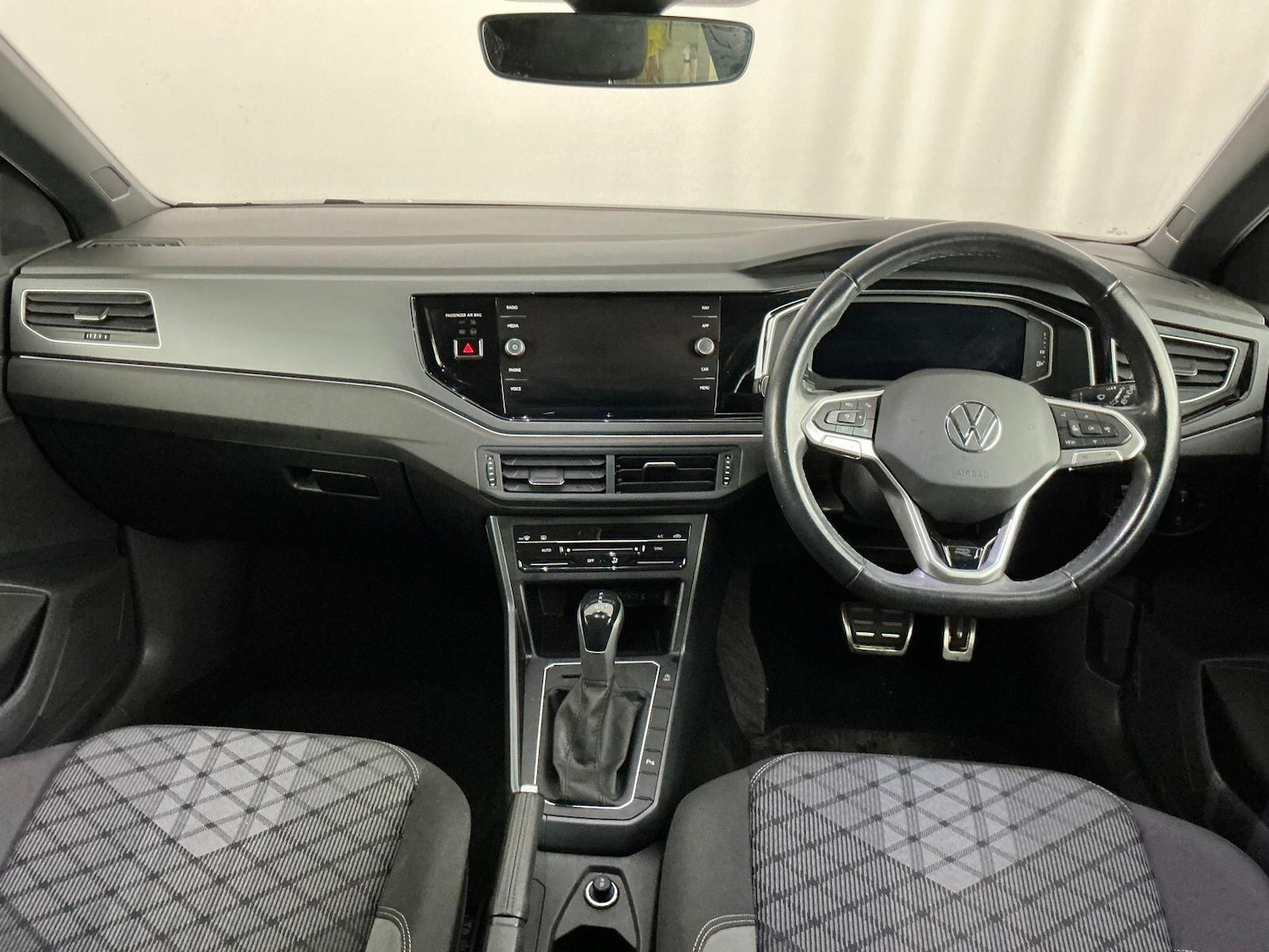 Used Volkswagen Polo 2023 for sale - 76549229: Photo 9