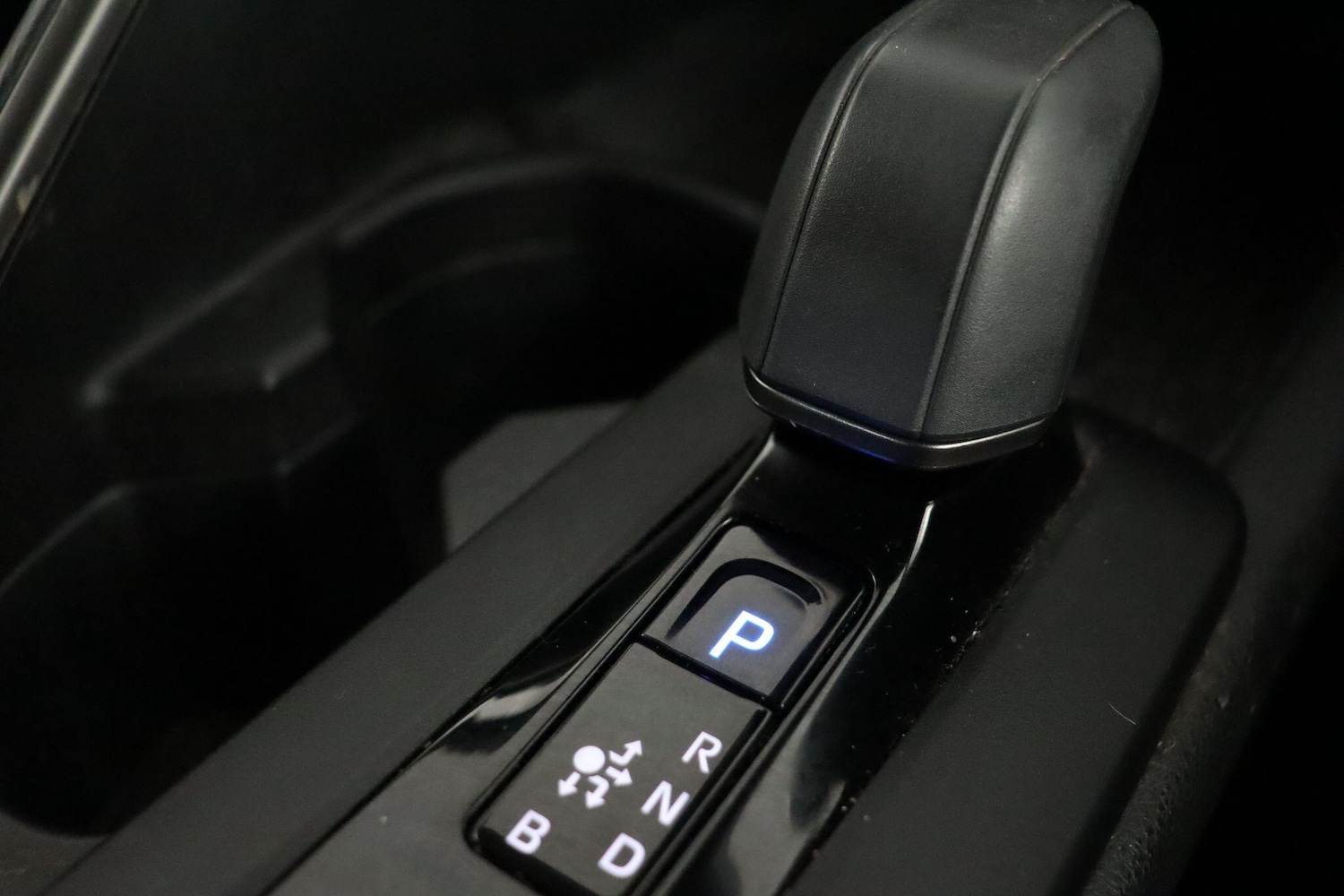 Used Toyota C-HR 2024 for sale - 77131837: Photo 17