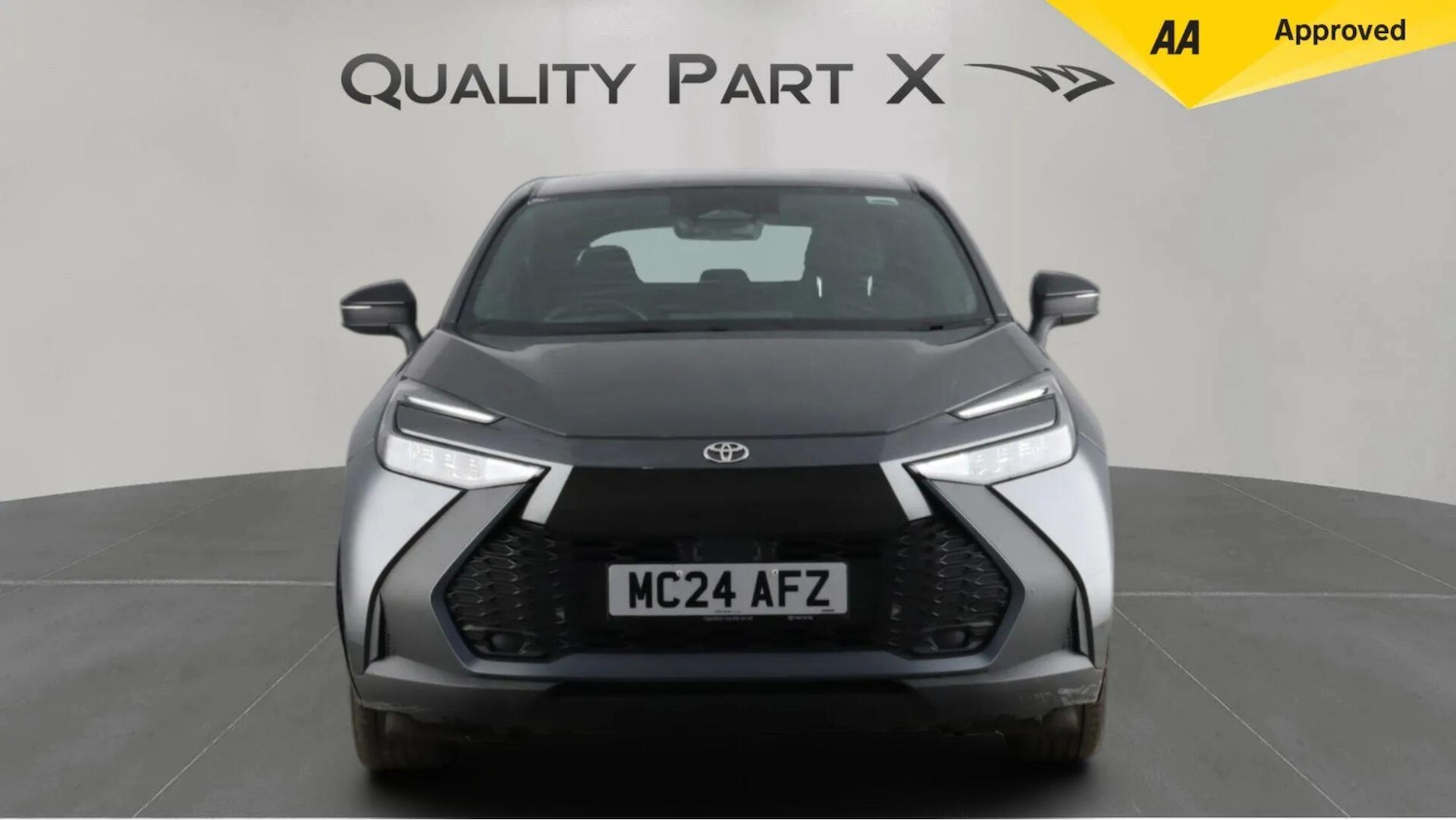 Used Toyota C-HR 2024 for sale - 77131837: Photo 2