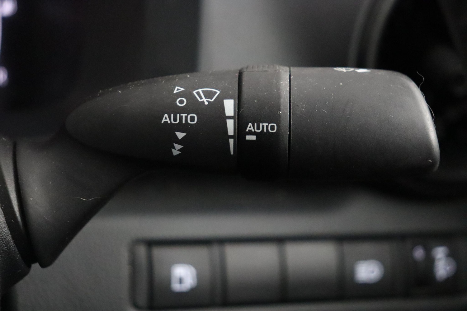 Used Toyota C-HR 2024 for sale - 77131837: Photo 22