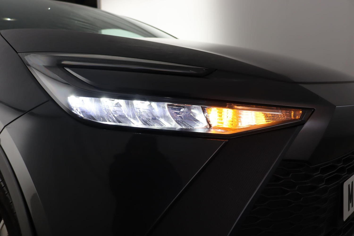 Used Toyota C-HR 2024 for sale - 77131837: Photo 30