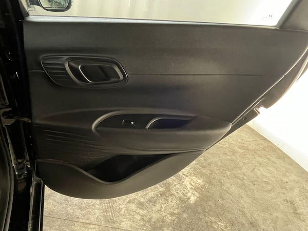 Used Hyundai i20 2022 for sale - 76000757: Photo 31
