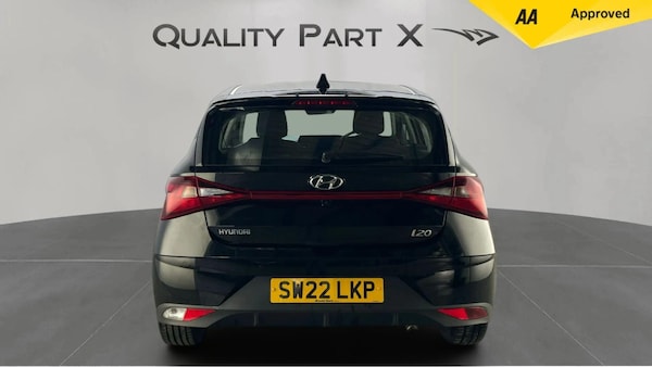 Used Hyundai i20 2022 for sale - 76000757: Photo 3