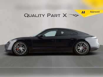 Used Porsche Taycan 2021 for sale - 78250557: Photo