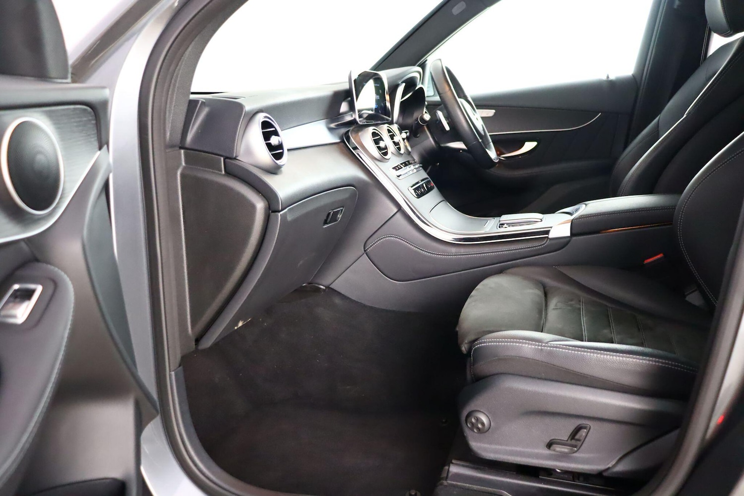 Used Mercedes-Benz GLC 2020 for sale - 77203352: Photo 14