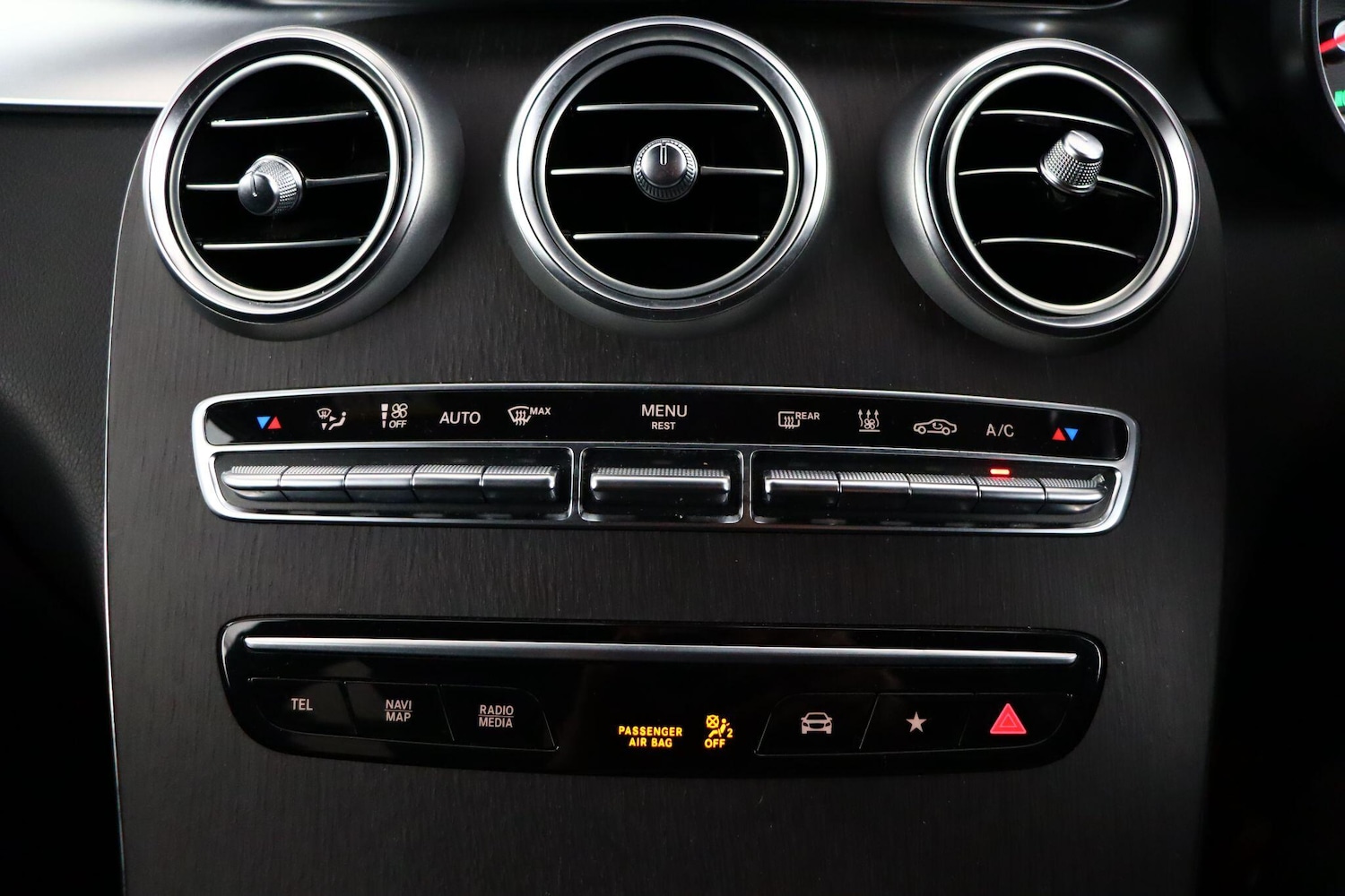 Used Mercedes-Benz GLC 2020 for sale - 77203352: Photo 21