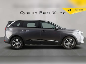 Used Peugeot 5008 2023 for sale - 78542412: Photo