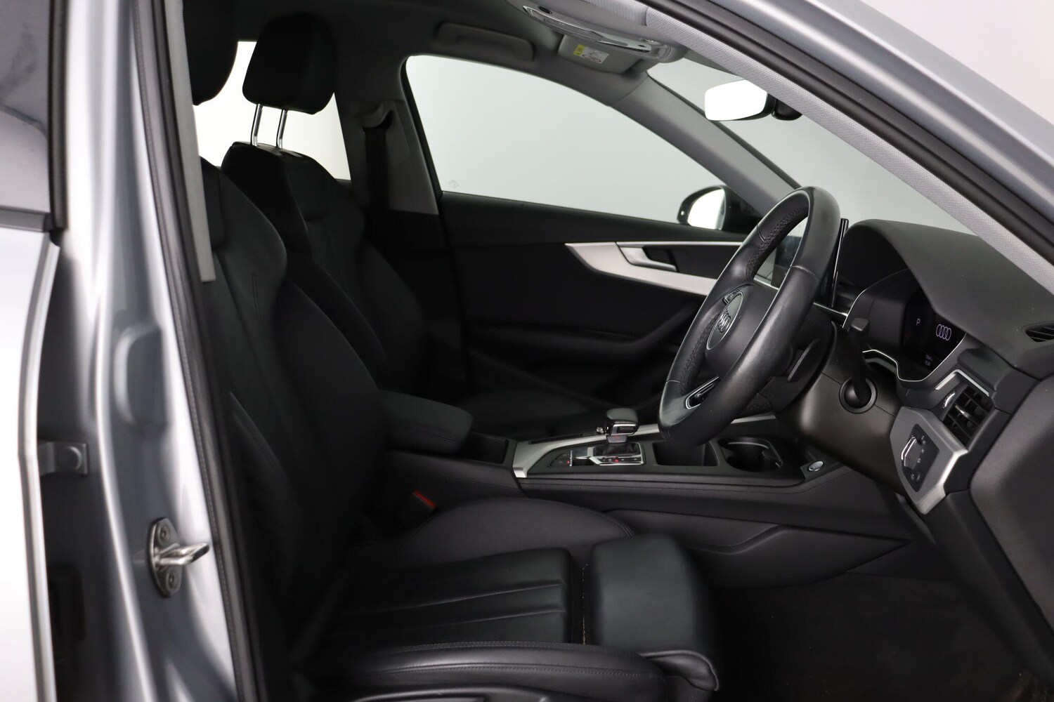 Used Audi A4 2021 for sale - 77410910: Photo 12