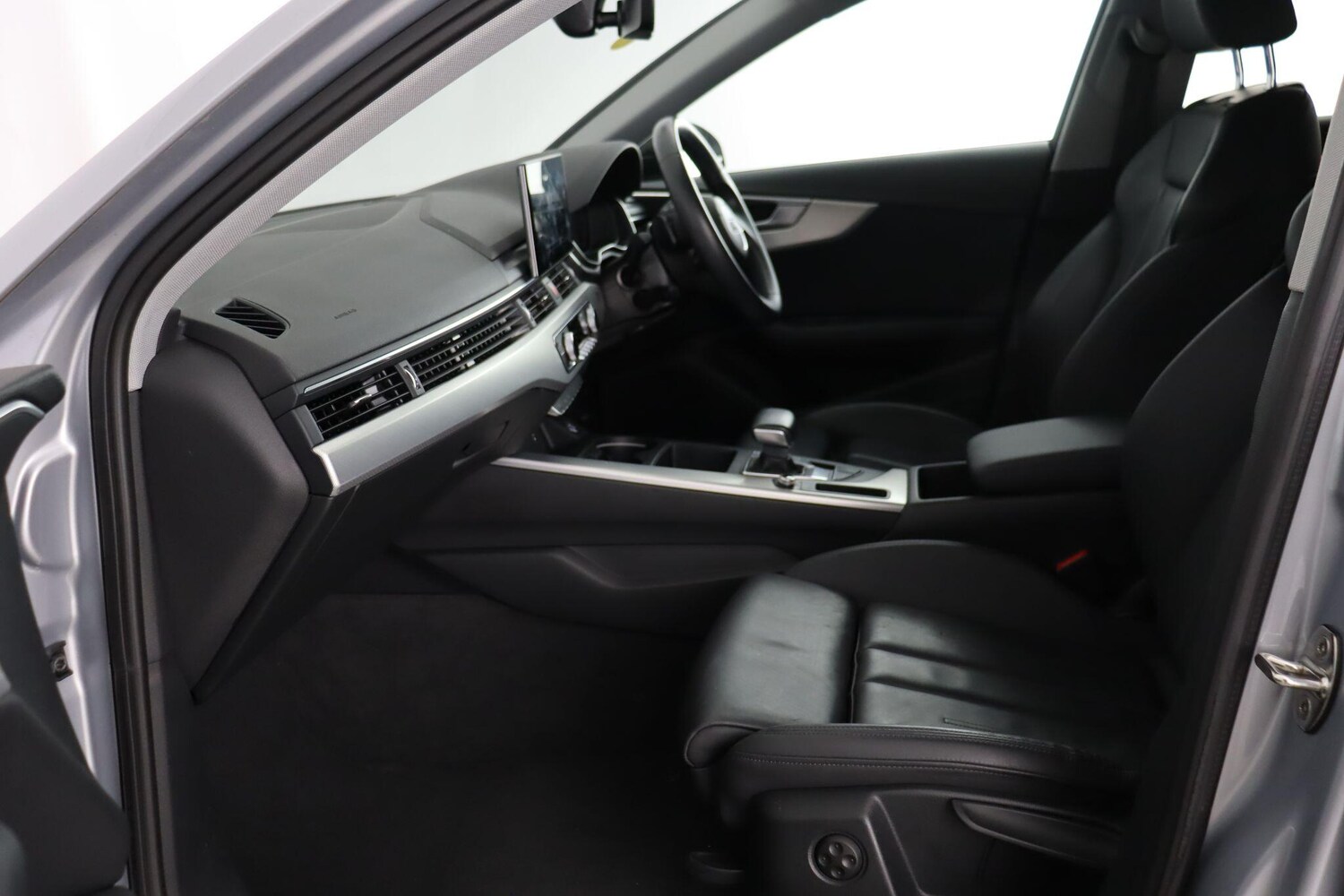 Used Audi A4 2021 for sale - 77410910: Photo 14