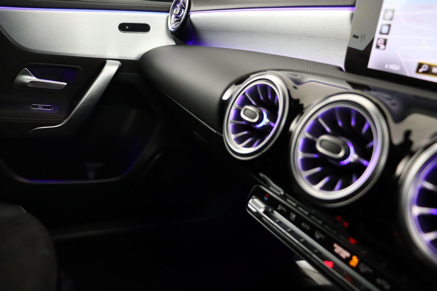 Used Mercedes-Benz A-Class 2021 for sale - 77425308: Photo 23