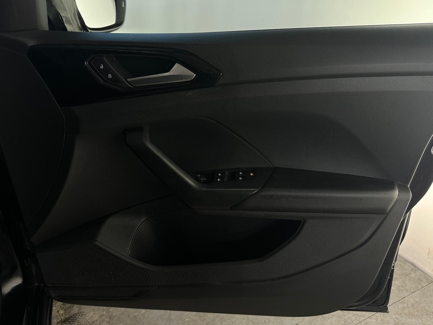 Used Volkswagen T-Cross 2023 for sale - 75578222: Photo 23