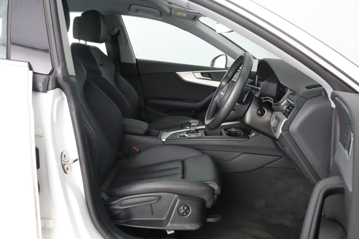 Used Audi A5 2022 for sale - 76613235: Photo 12