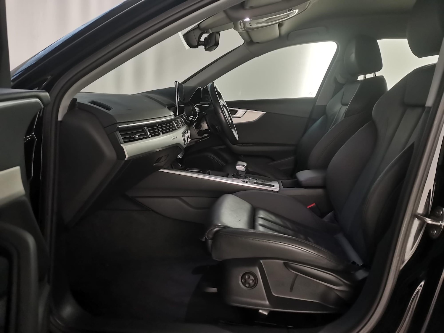 Used Audi A4 Avant 2021 for sale - 78063086: Photo 12