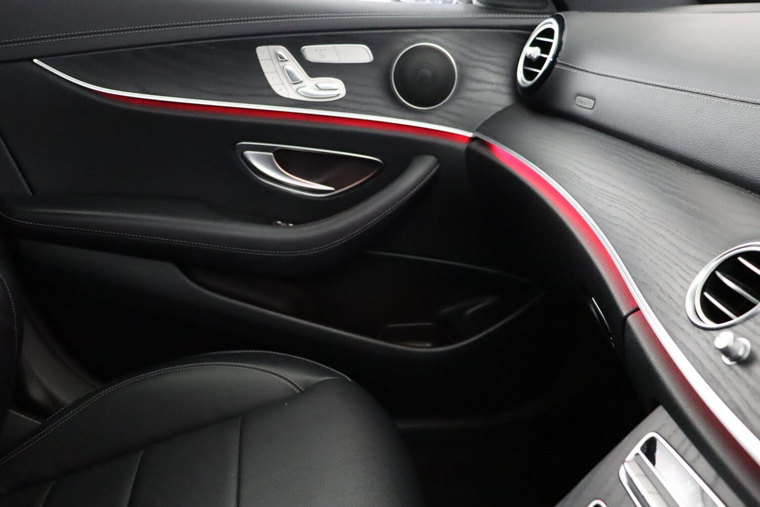 Used Mercedes-Benz E Class 2020 for sale - 78007405: Photo 28