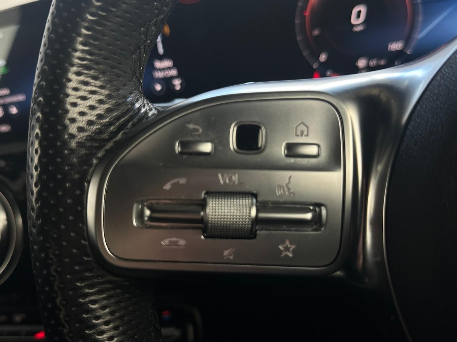Used Mercedes-Benz CLA 2021 for sale - 76084669: Photo 33