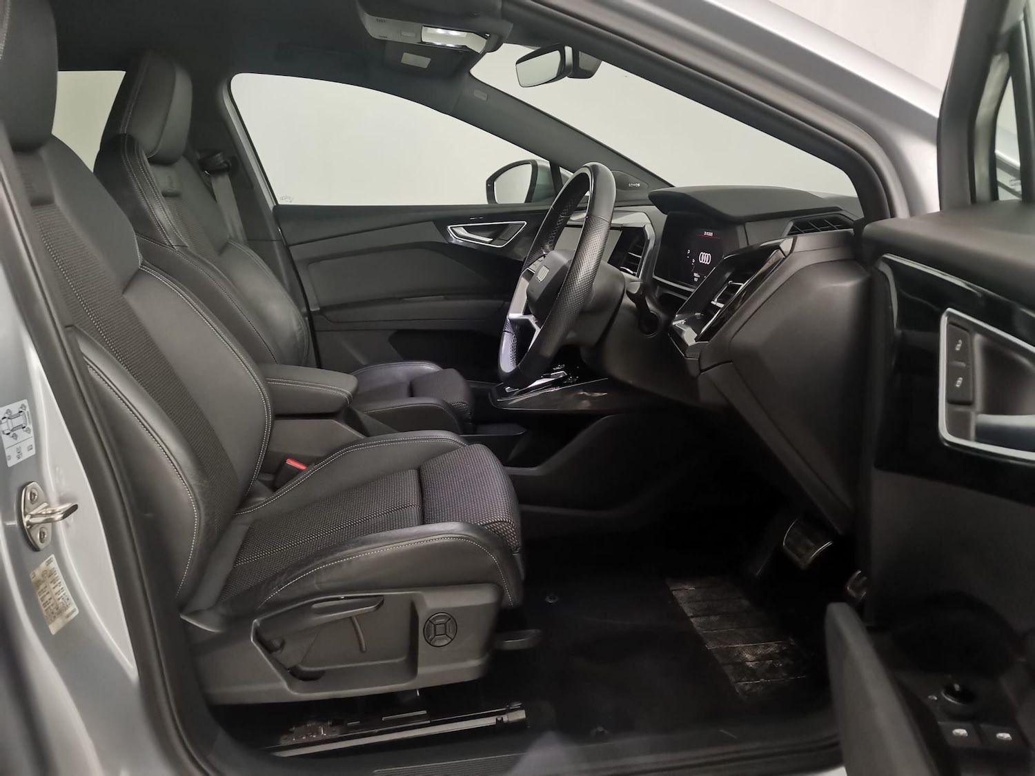 Used Audi Q4 e-tron 2021 for sale - 76399193: Photo 12