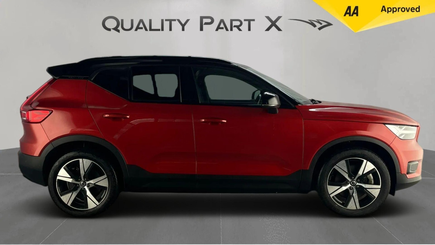 Used Volvo XC40 2021 for sale - 76151529: Photo 2