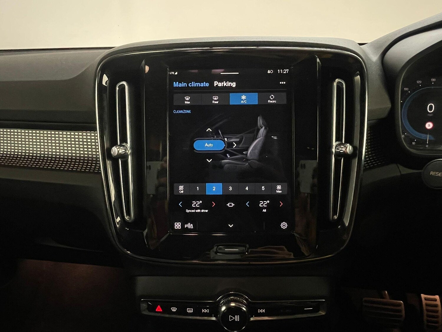 Used Volvo XC40 2021 for sale - 76151529: Photo 26