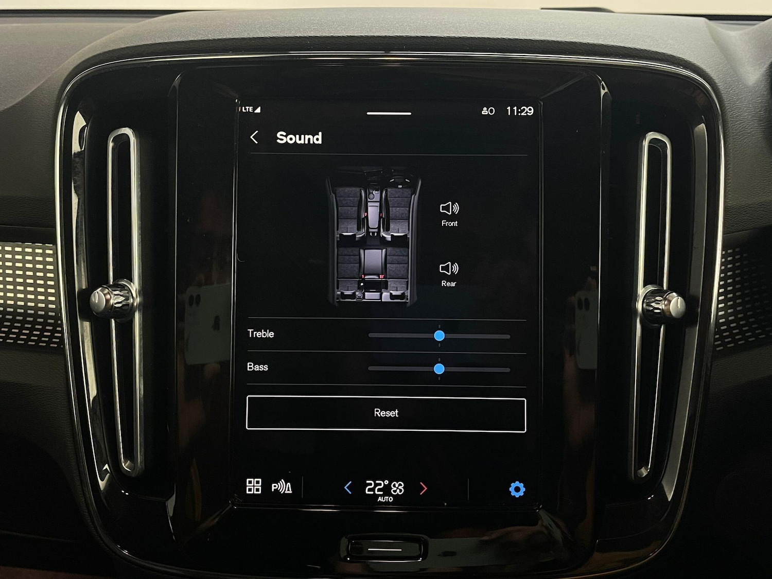 Used Volvo XC40 2021 for sale - 76151529: Photo 41