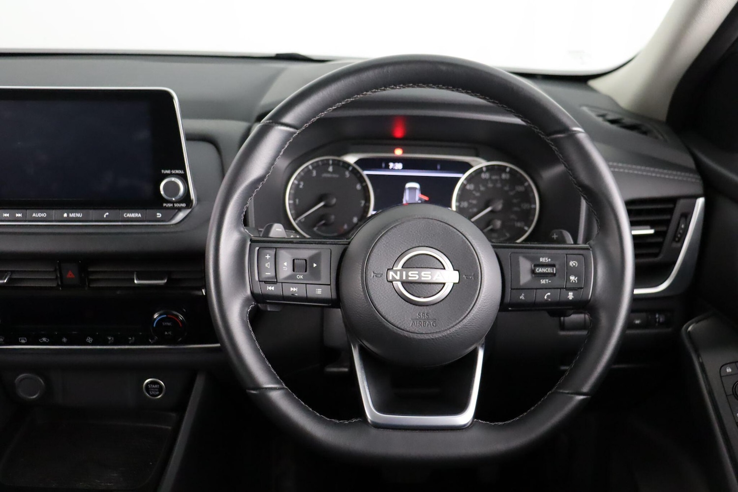 Used Nissan Qashqai 2023 for sale - 76899384: Photo 9