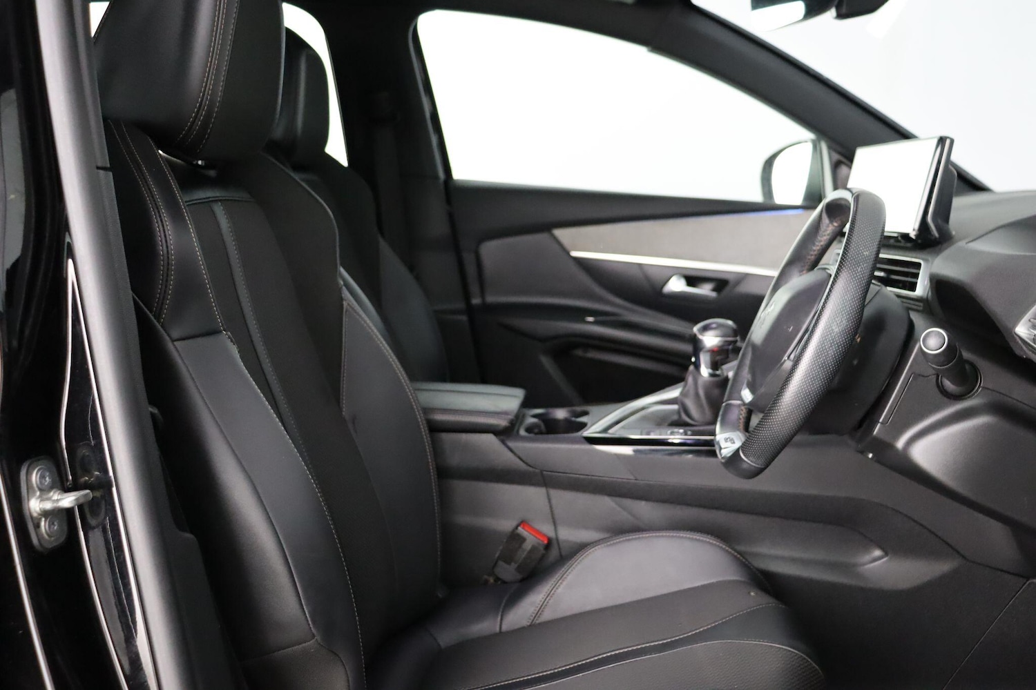 Used Peugeot 3008 2022 for sale - 77203388: Photo 13