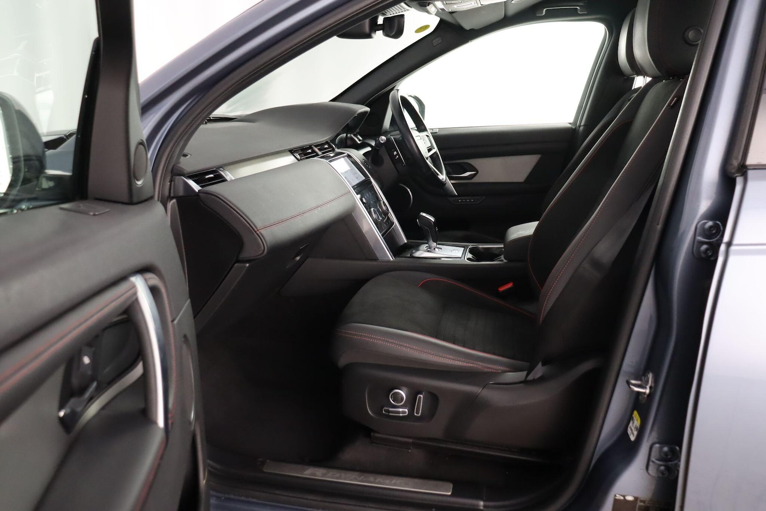 Used Land Rover Discovery Sport 2021 for sale - 77108958: Photo 15