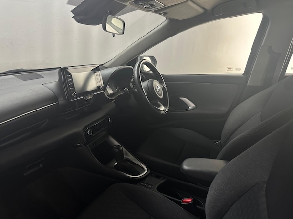 Used Toyota Yaris 2022 for sale - 75139380: Photo 11