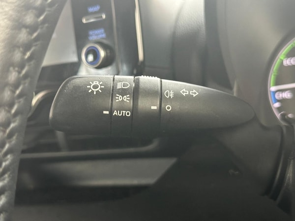 Used Toyota Yaris 2022 for sale - 75139380: Photo 28