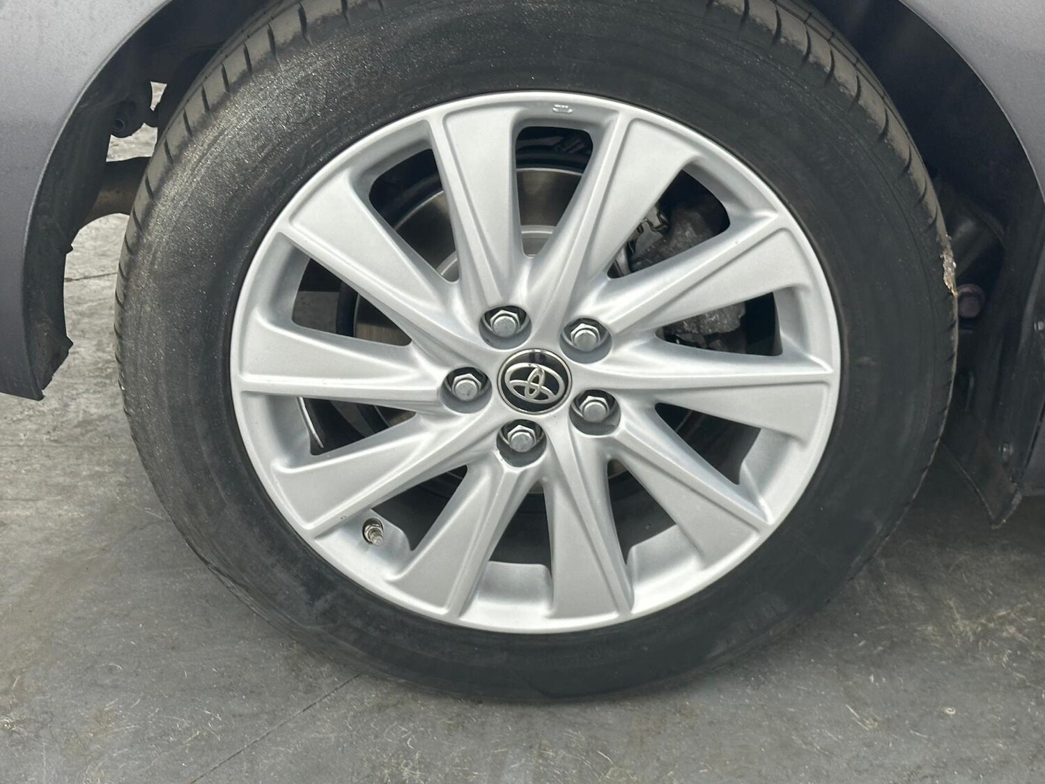 Vehicle 33