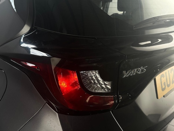 Used Toyota Yaris 2022 for sale - 75139380: Photo 38