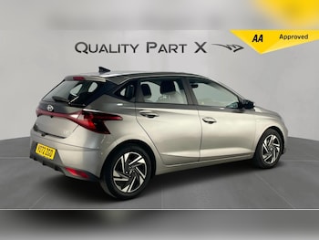 Used Hyundai i20 2022 for sale - 76013279: Photo 3