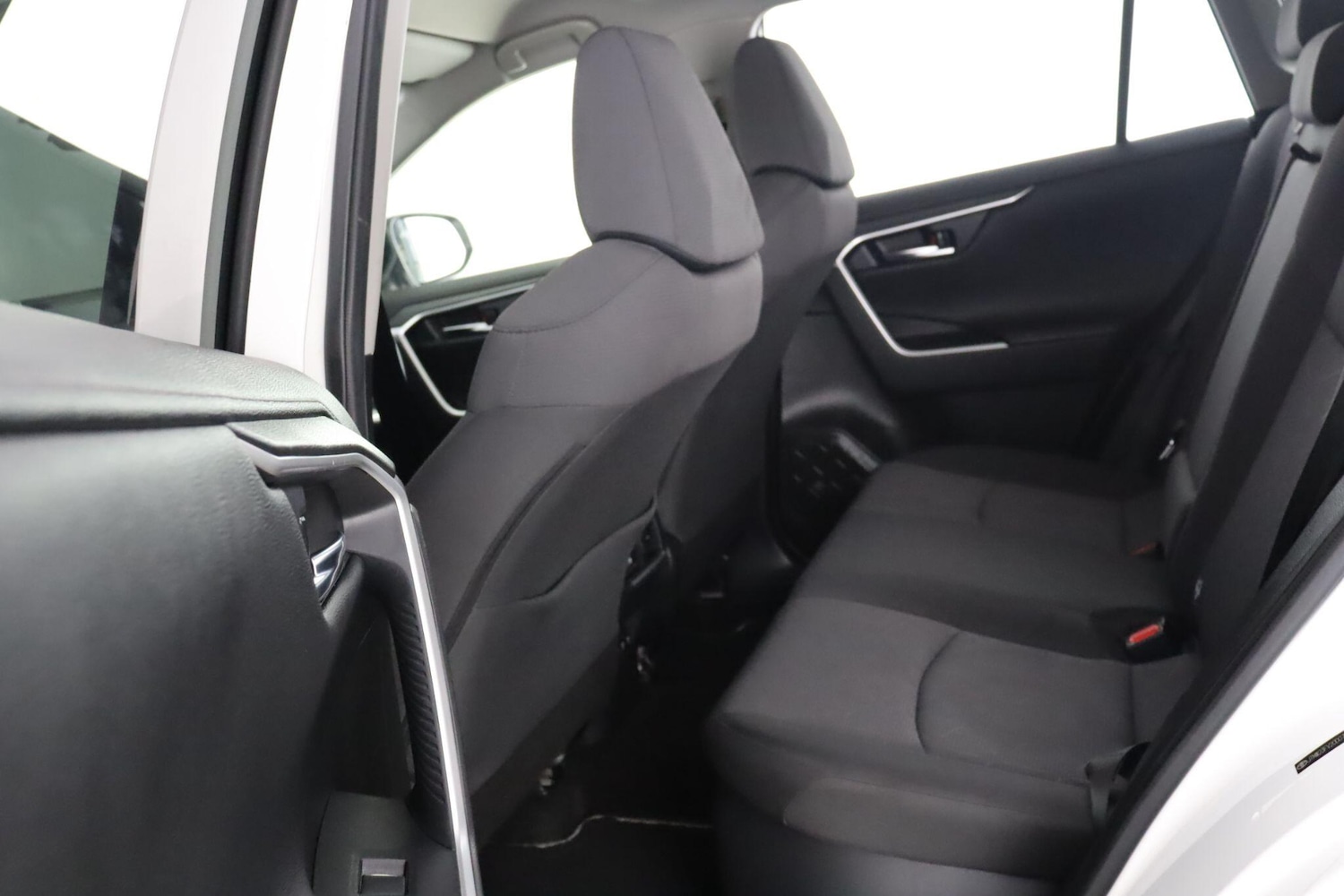 Used Toyota RAV4 2021 for sale - 76573358: Photo 13